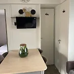 Mobil-home 4/6 Personnes Dans Un 4 Etoiles
